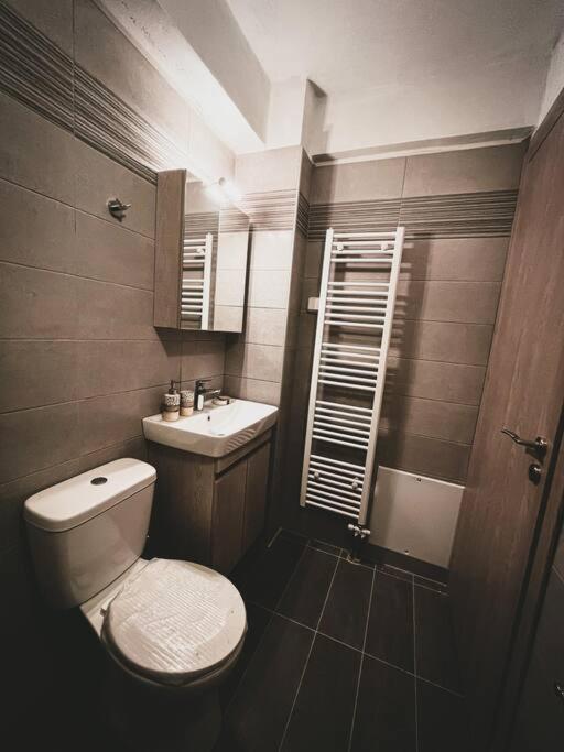 וולוס Escala Double Loft 1 & Parking In The City Center מראה חיצוני תמונה