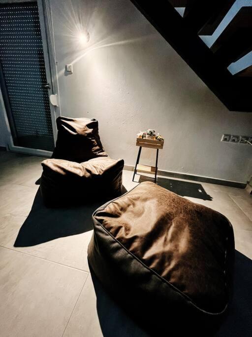 וולוס Escala Double Loft 1 & Parking In The City Center מראה חיצוני תמונה
